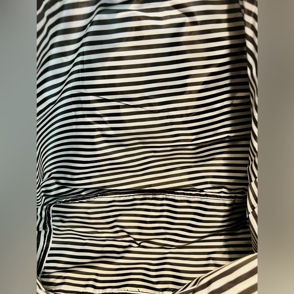 VICTORIA’S SECRET Large Black/Hot Pink Letters Weekender Tote Bag 22”x14”x7” - Picture 4 of 4